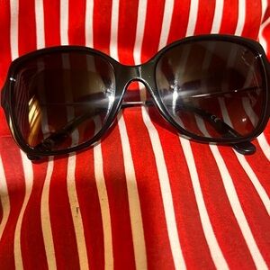 Tory Burch Classic Black Women’s Oversized Sunglasses